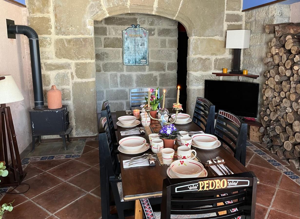 Hotel Rural Reina Berta Murillo de Gállego Kültér fotó